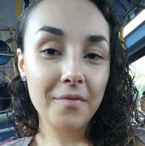 Meet your Posher, Stefanie